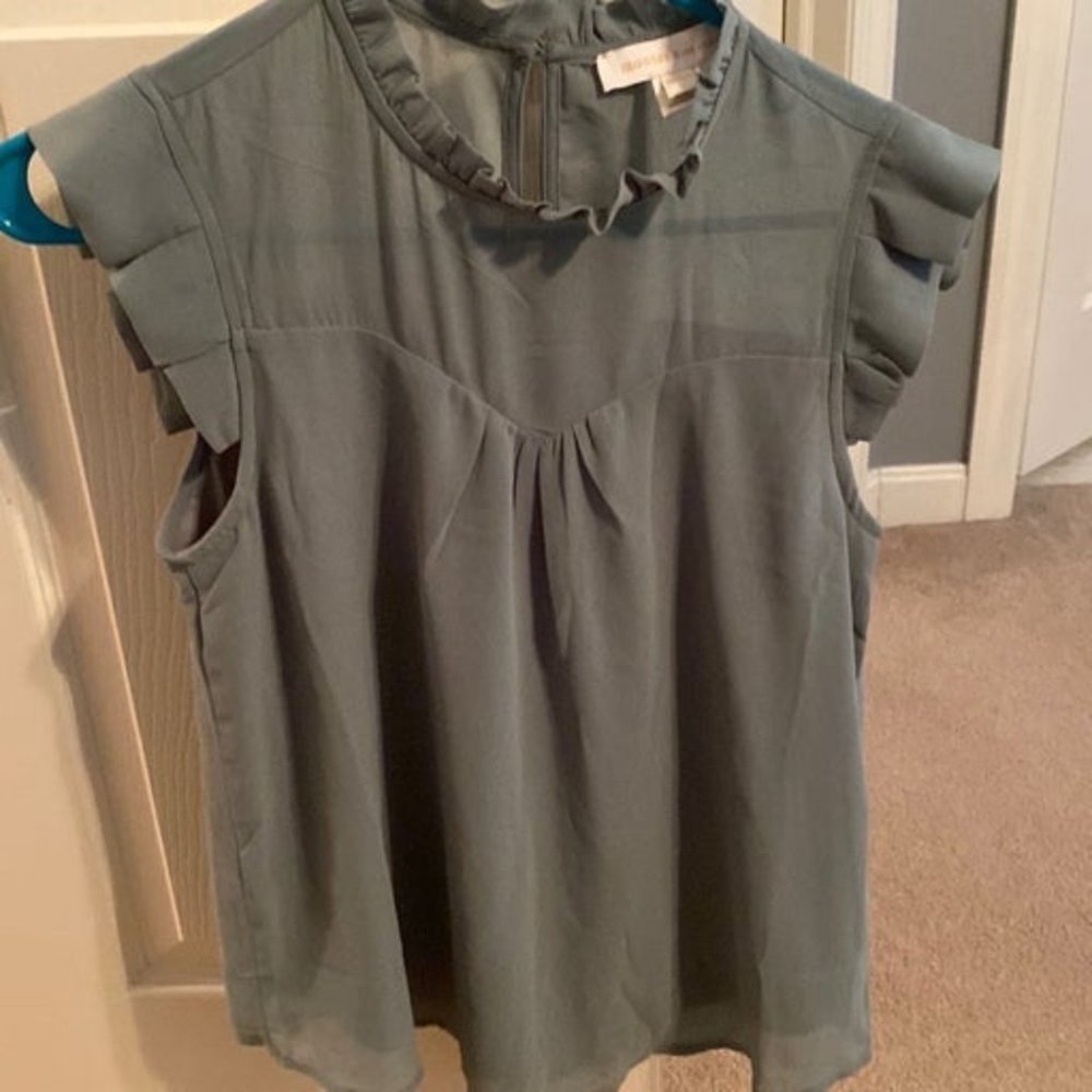 flutter sleeve tank blouse